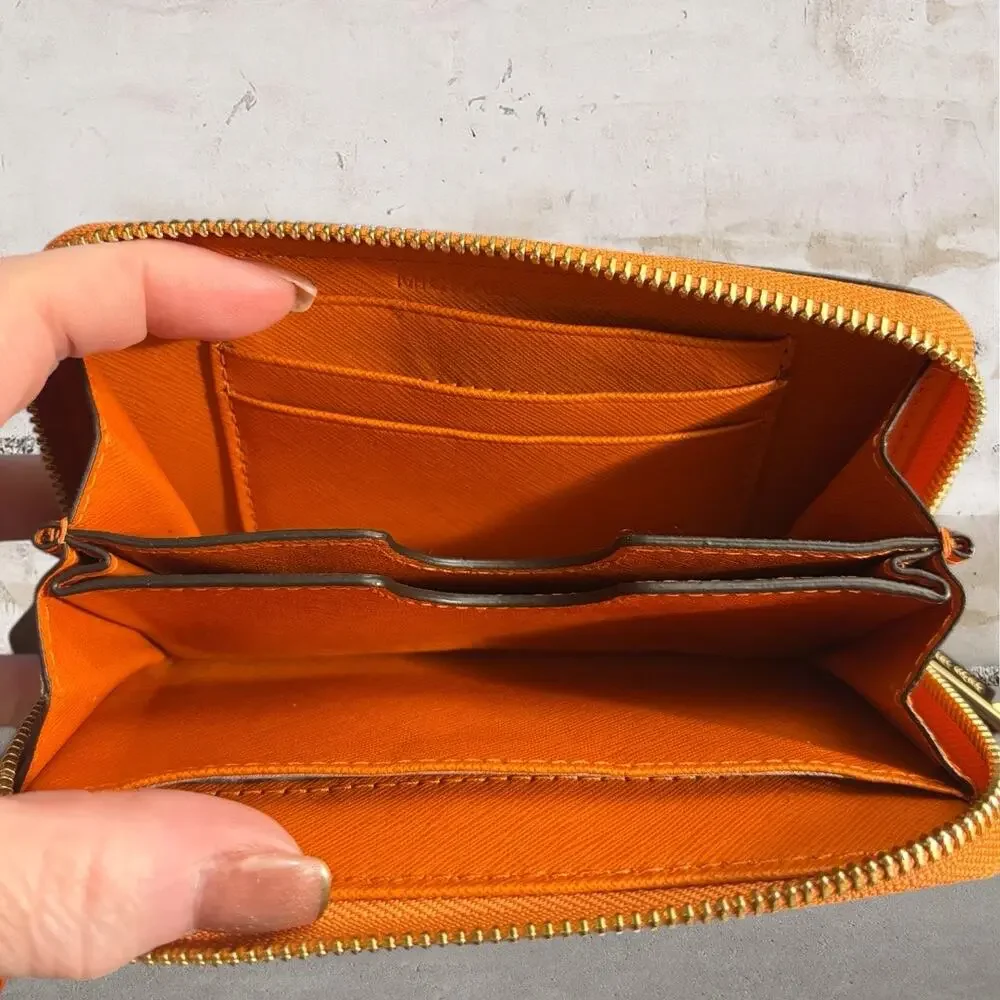GIVY Michael Kors Orange Studded Wristlet Wallet or Beauty Item - Picture 7 of 7